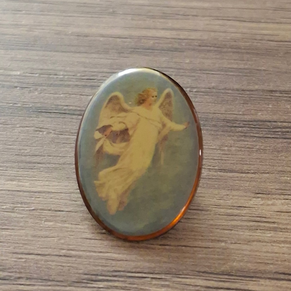 Vintage Guardian‎ Angel Oval Lapel Pin Gold Tone Religious Spiritual Brooch 1"